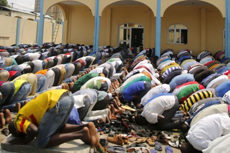 بوركينا فاسو.. هجوم مروع على مسجد يؤدي إلى مقتل العشرات