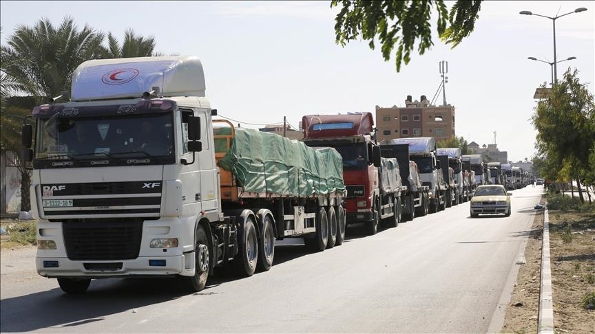 Bande de Gaza: 150 camions transportant de l'aide entrent via le poste frontière de Rafah